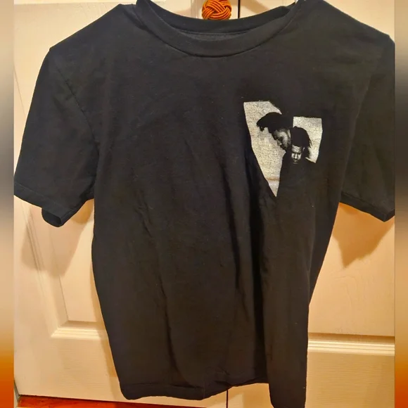 The Weekend XO 2015 Concert T-shirt - Picture 2 of 3